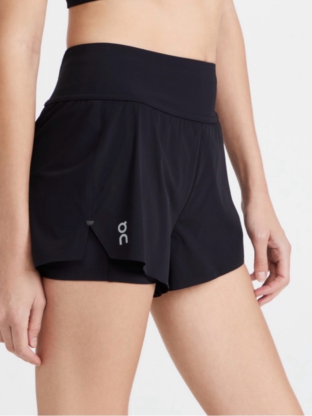 On Running On Cloud Black Athletic Shorts Medium